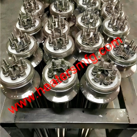 بخاری بخاری غوطه وری ساخته شده با پیچ فلنج مشتری آماده تولید شده است